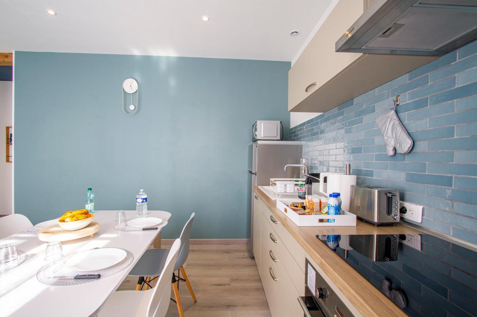 Cocon D'hiver - Netflix & Wifi - Parking Gratuit - Check-in 24h24 - Kit Bebe Inclus - Emplacement Velos - Goodmarning